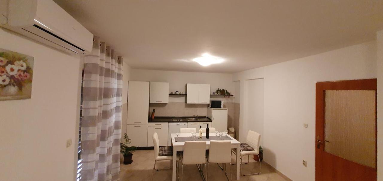Apartment Put Vidaka Policnik Luaran gambar